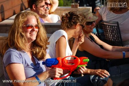 Met 70 nieuwe mensen (20 -45 jaar) all-inclusive in de Belgische Ardennen.