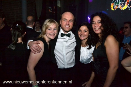 NMLK Royalty Bond Party met 250 nieuwe mensen in een kasteel in Limburg NMLK Royalty Bond Party met 250 nieuwe mensen in een kasteel in Limburg