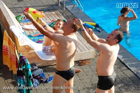 Met 70 nieuwe mensen (20 -45 jaar) all-inclusive in de Belgische Ardennen.