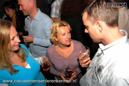 Maandelijkse NMLK De Borrel in Utrecht met 150 nieuwe mensen.