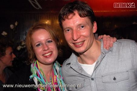 Maandelijkse borrel met 150 nieuwe mensen in Amsterdam