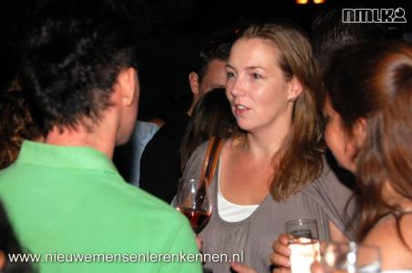 Maandelijkse NMLK De Borrel in Utrecht met 150 nieuwe mensen.