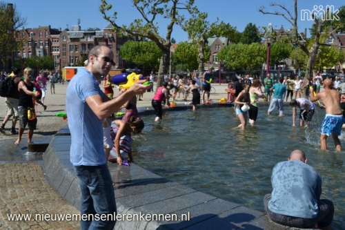 NMLK Splashmob (watergevecht) Amsterdam