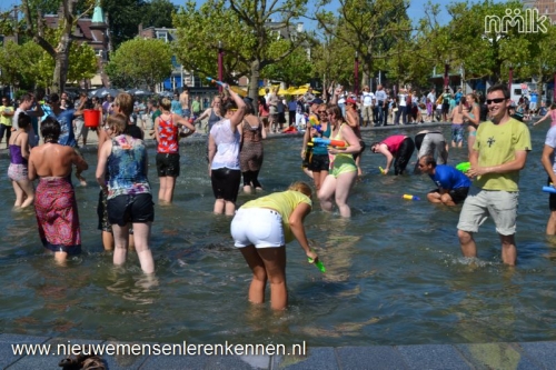 NMLK Splashmob (watergevecht) Amsterdam
