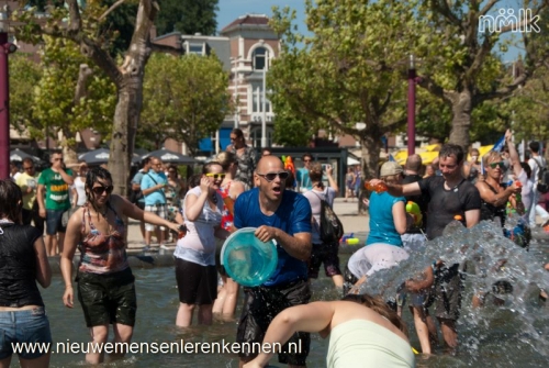 NMLK Splashmob (watergevecht) Amsterdam