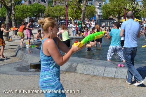 NMLK Splashmob (watergevecht) Amsterdam