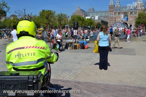 NMLK Splashmob (watergevecht) Amsterdam